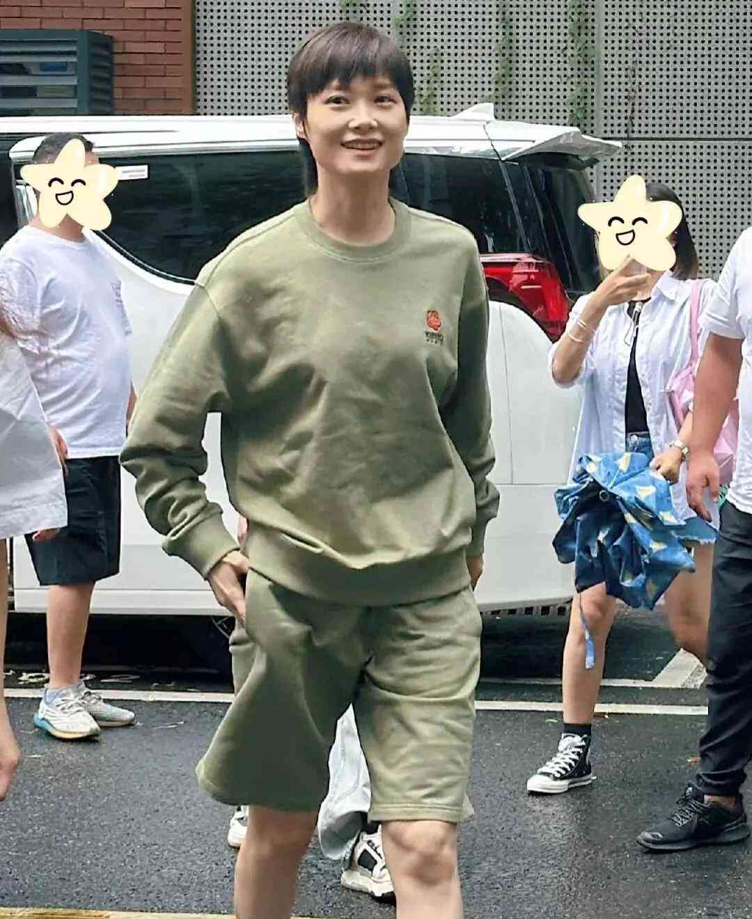 李宇春40岁素颜照惊艳众人,网友大赞"越来越像马云"
