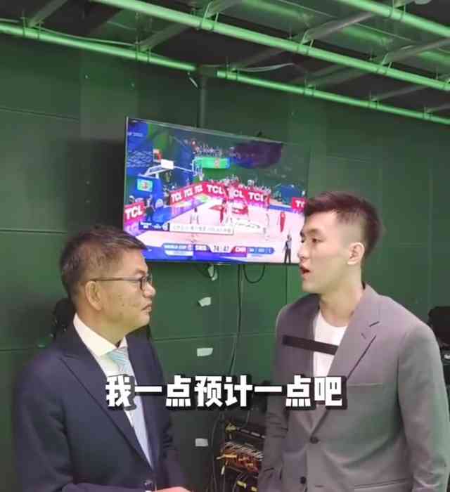  男篮世界杯首战惨败，中国队归化球员遭遇尴尬表现
