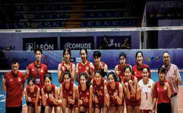  中国女排历史突破！再次捧起U21女排世锦赛冠军