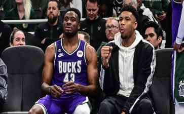  NBA冠军哥哥在国际赛场惨败