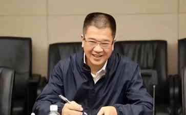 中纪委继续出手!三只“老虎”同时被处理!