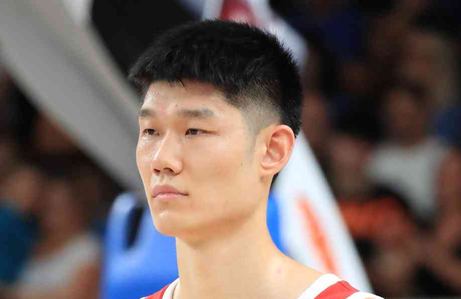 中国男篮小将胡明轩和付豪闪耀世界杯,爆发神勇表现