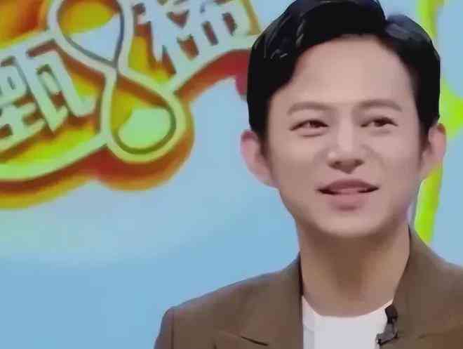李湘离休后资本积累超500亿,何炅错失亿万富豪机会