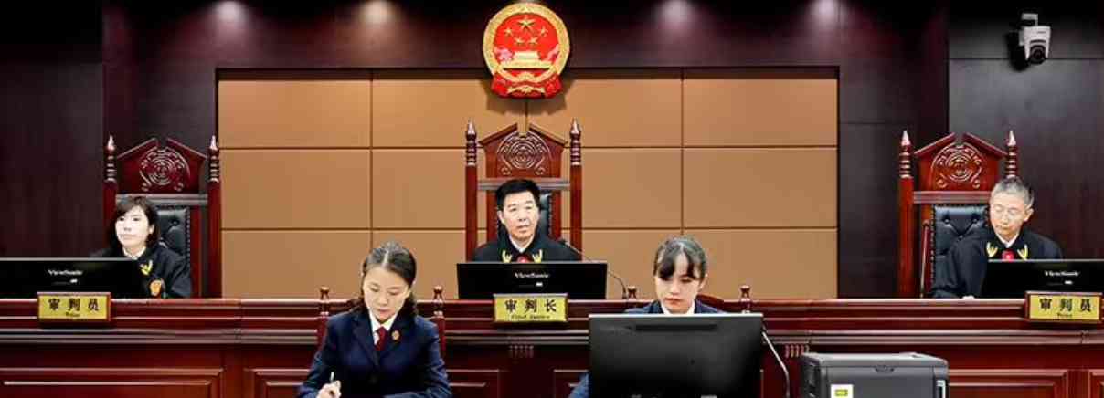 湖南女军人掌骨骨折,索赔老战友5万元引发疑问