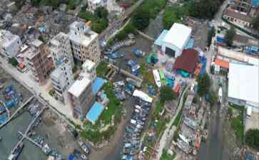 台风"苏拉"来袭,沿海地区全力防范关爱群众安全