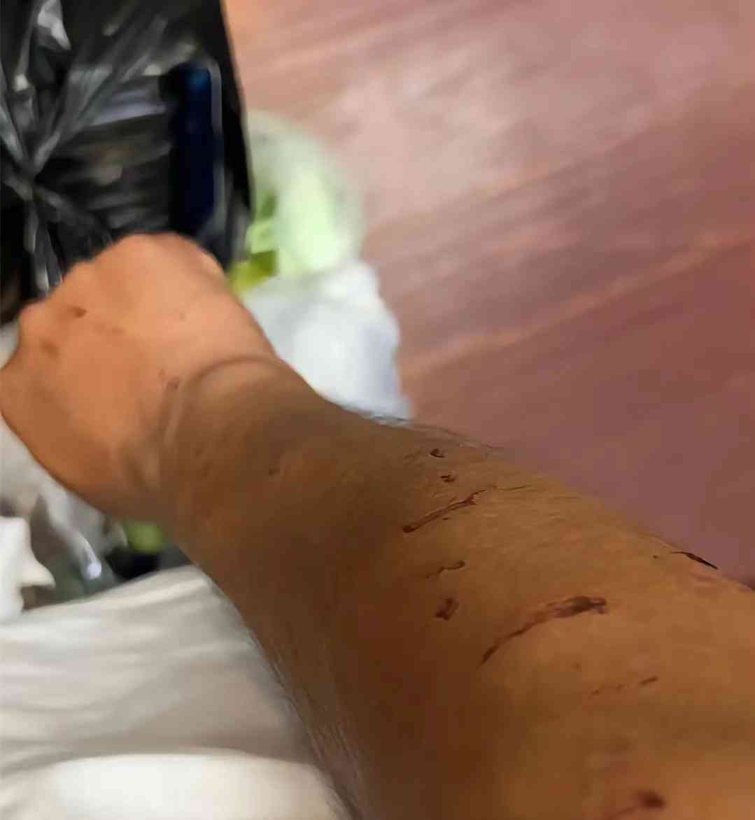 曝光!男子外遇被小三霸道闹事,正妻公开证据引关注