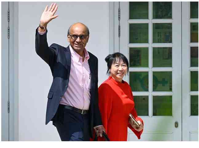 尚达曼当选新加坡新总统,专注经济与金融领域