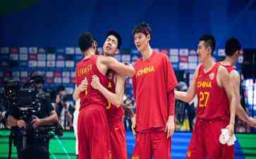 中国男篮决战菲律宾!王哲林复出对战克拉克森