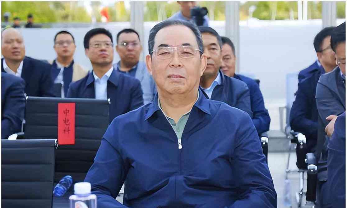 今年已有32只"老虎"落马,省委原书记成首个受查官员