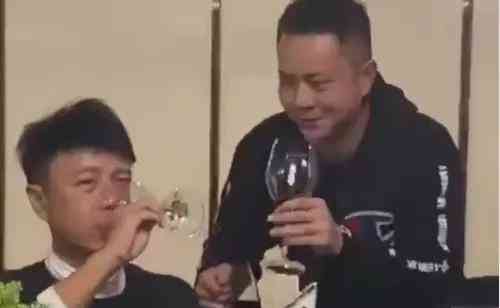 李克勤借酒浇愁自嘲:没钱还贷款,不工作就得饿死