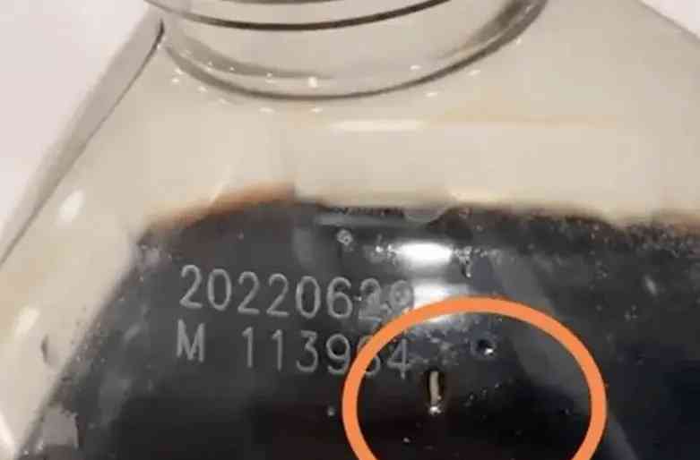 揭秘酱油生虫的原因和正确保存方法