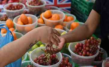 英国消费者价格指数8月涨幅回落,仍维持高位水平