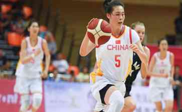 中国女篮夺冠斩获双重胜利!