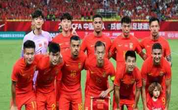 国足备战波折,主力球员缺席之困