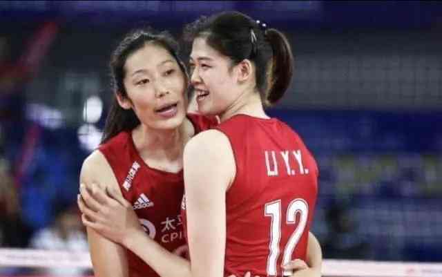 中国女排四大主攻优缺点大揭秘,朱婷腕伤隐患或成拦路虎!