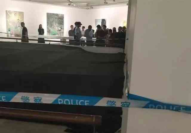 华南农业大学副教授在广东美术馆坠楼身亡 谁应对此负责?