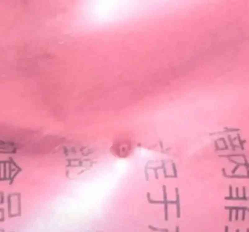 【重大安全隐患!】多个宠物粮包装出现针孔,怀疑遭到投毒?