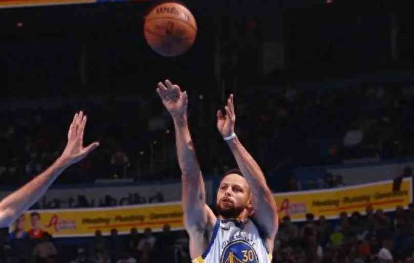 NBA季中锦标赛,勇士神勇绝杀雷霆,库里30+8+7拯救全队!