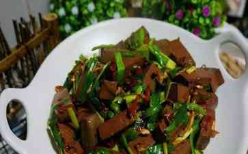 健康壮阳食材大揭秘:韭菜与山药成为男性养肾的最佳食材