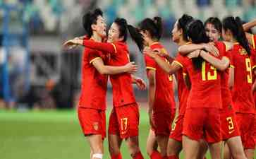 中国女足备战遇伤病困扰 新人崛起或成关键