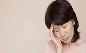 洗脚前涂藿香正气水,居然能改善失眠和促进血液循环?
