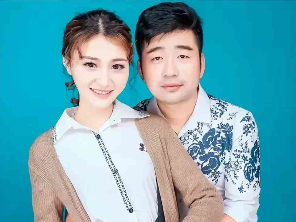 狂迷十二生肖，80后夫妻生九孩子 