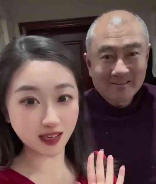 高密爸爸爆改50岁,妈妈惊喜错愕