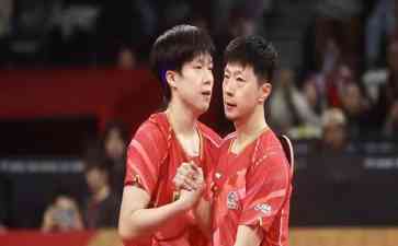 中国国乒包揽多哈WTT球星挑战赛男双和混双冠军