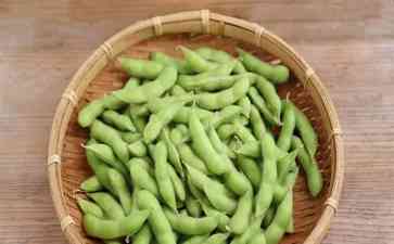  毛豆盐水的健康美味