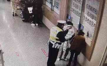  高速救援！警车开道7分钟绿波直达医院 